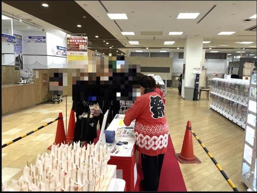 ダイエー宝塚中山店での活動の様子