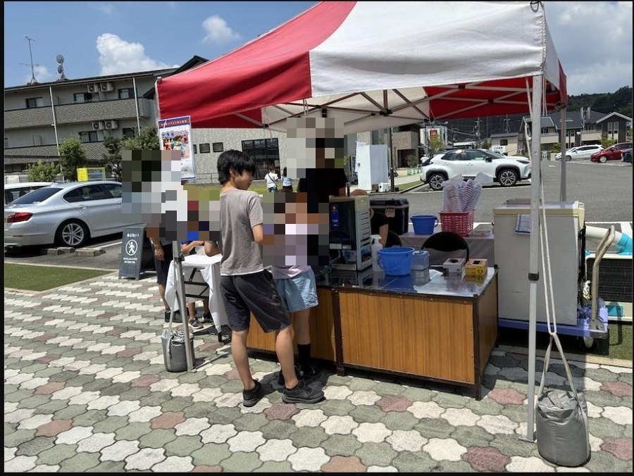 住宅展示場での活動の様子