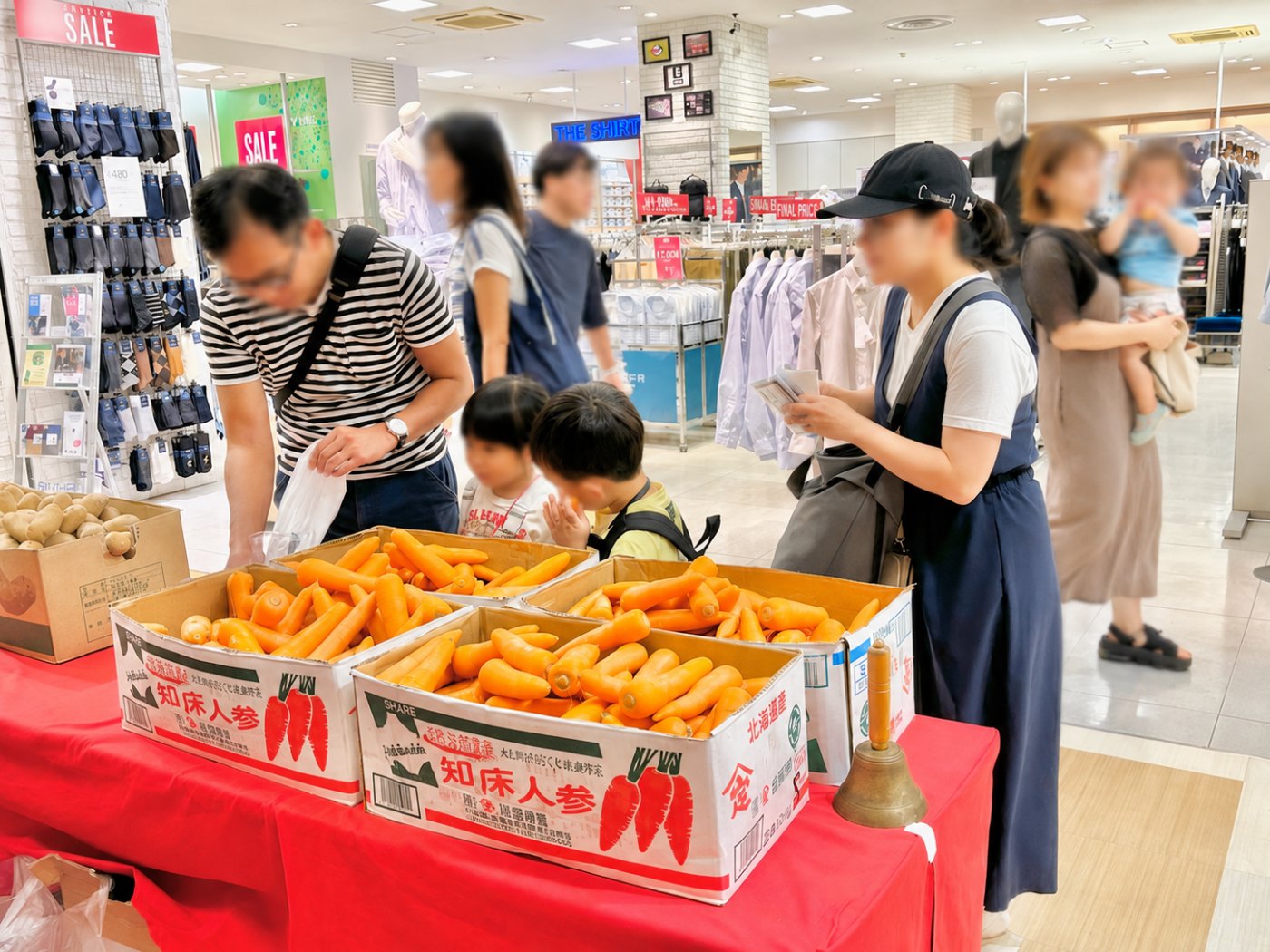 サイコロde野菜プレゼントの実施風景 その2